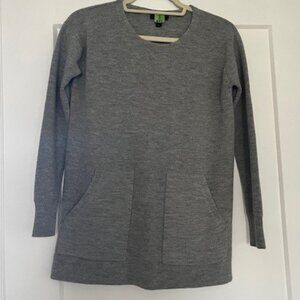 EXCELLENT CONDITION J. Crew 100% Merino Wool Pull over Sweater, Size XXS